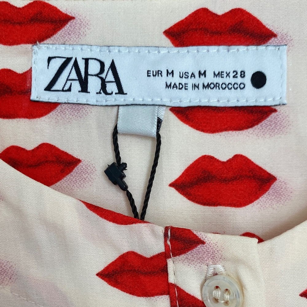 NWT Zara Lips 👄 Dress Sz Medium